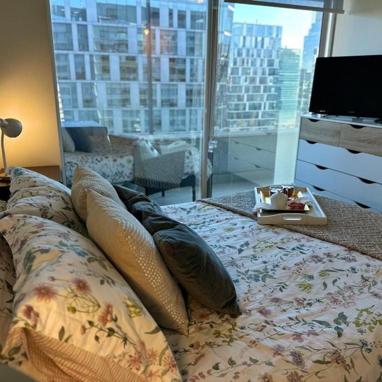 Departamento en Las Condes cómodo y conectado Free Parking Metro Manquehue - Two-Bedroom Apartment with City View - 14