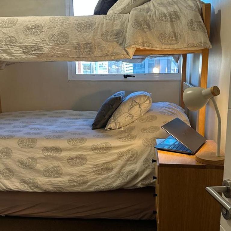 Departamento en Las Condes cómodo y conectado Free Parking Metro Manquehue - Two-Bedroom Apartment with City View - 17