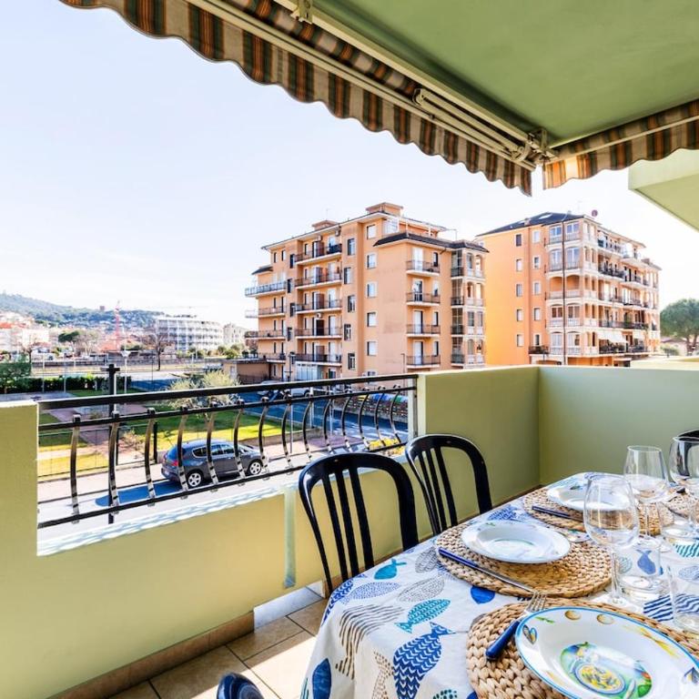 Terrace & Parking 5 min to the sea, 6 People - Appartamento con 1 Camera da Letto - 1