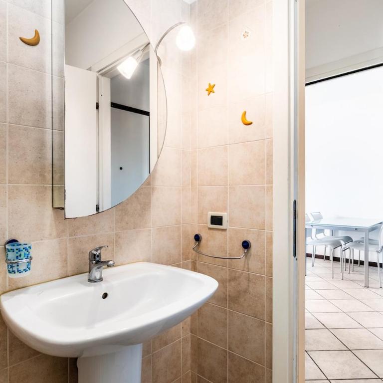 Terrace & Parking 5 min to the sea, 6 People - Appartamento con 1 Camera da Letto - 6