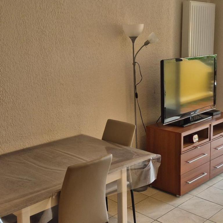Port Dauphin II,T3 Centre Port avec parking, piscine, clim, wifi - Two-Bedroom Apartment - 7