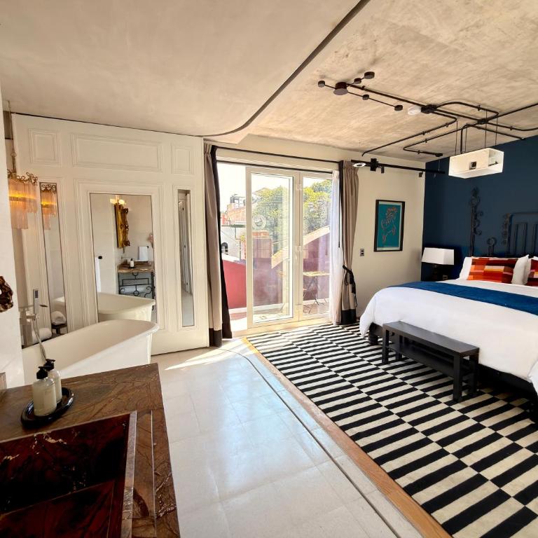 Maximo Mexico Hotel - Superior King Suite - 6