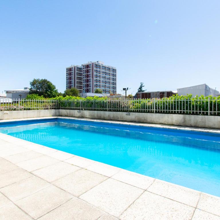 Vista Mirador Centro con Balcón Dúo - Three-Bedroom Apartment - 40