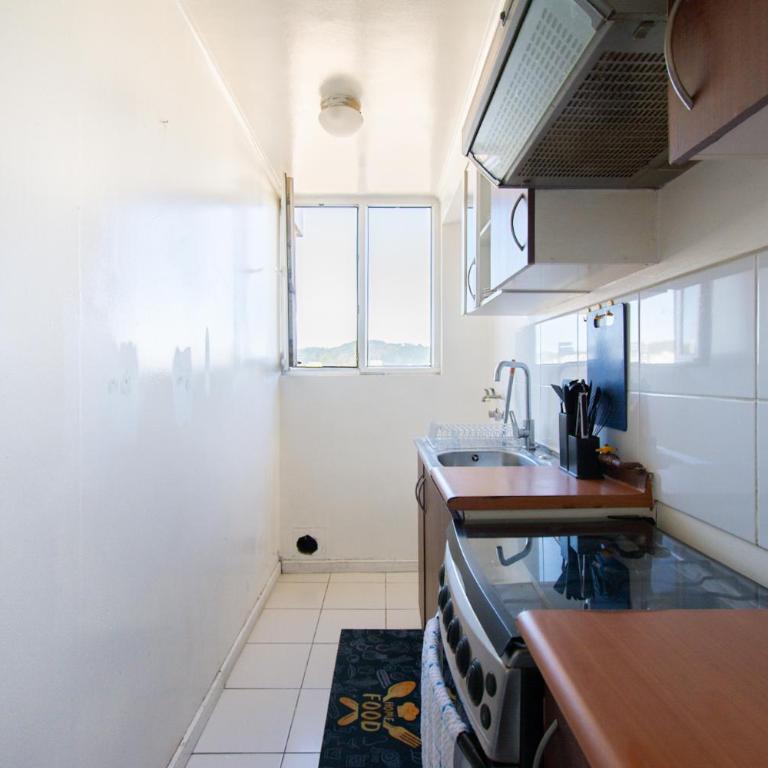 Vista Mirador Centro con Balcón Dúo - Three-Bedroom Apartment - 14