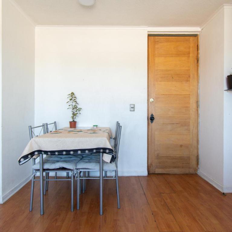 Vista Mirador Centro con Balcón Dúo - Three-Bedroom Apartment - 10