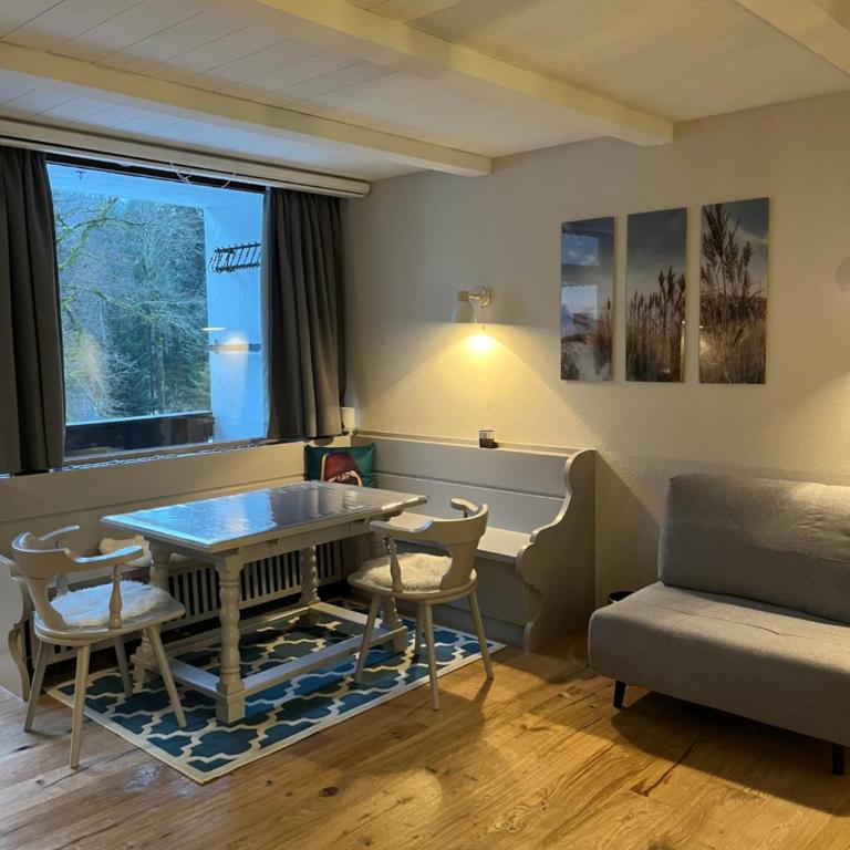Tonis Appartements Lofer - Sylt Ferienwohnung mit Pool & Bergblick - Apartment mit 1 Schlafzimmer - 27