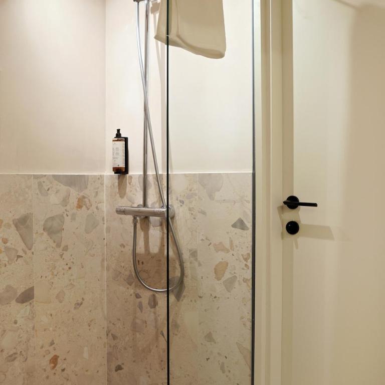 Gastro&Stay B&B - Belgrade CityCentre - Studio s King-sajz Krevetom i Sofom na Izvlačenje - 31