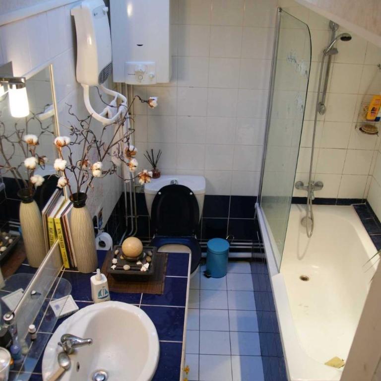 Air-conditioned 60 m2 apartment, central and peaceful - Apartamento de 2 dormitorios - 6