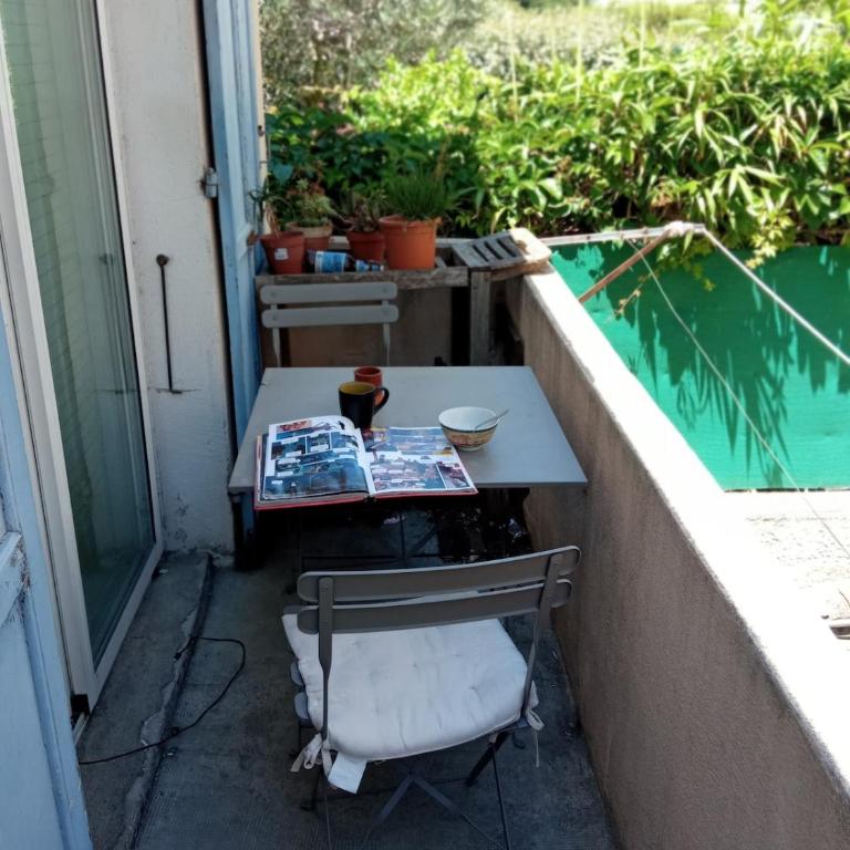 Air-conditioned 60 m2 apartment, central and peaceful - Apartamento de 2 dormitorios - 12