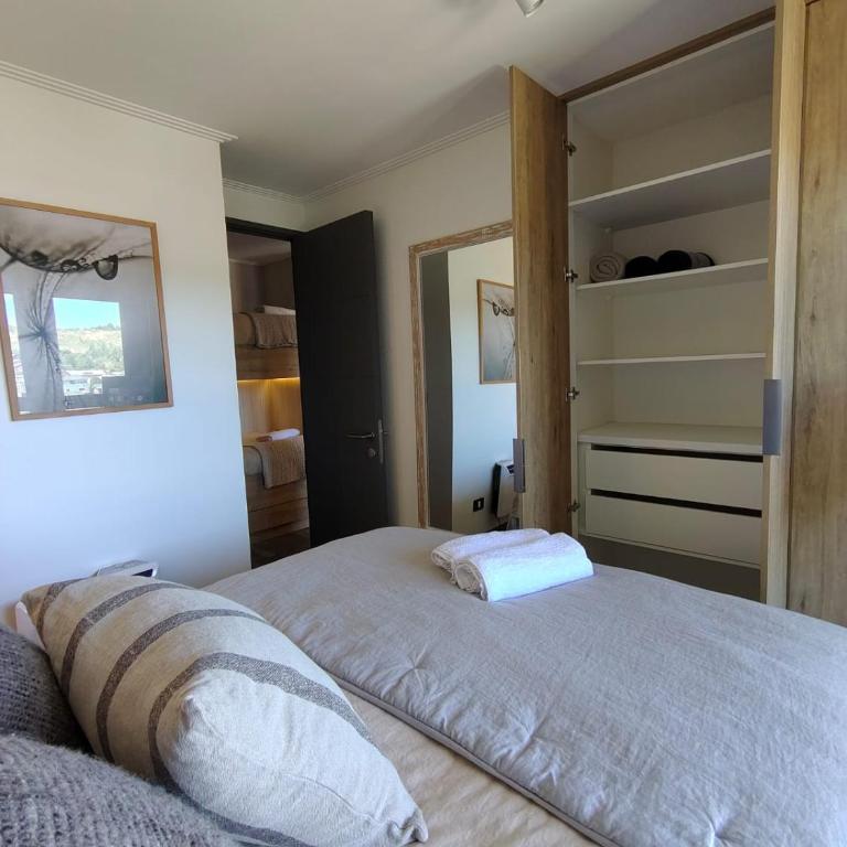 HOM I Wifi Parking Calefaccion Cerca del Centro - Apartment - 10