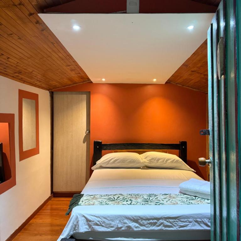 Cabañas el Portal - Habitación Doble con baño privado - 3