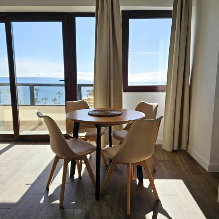 Estudio frente al mar en Aloha Playa, Benalmádena - Apartamento de 1 dormitorio - 9