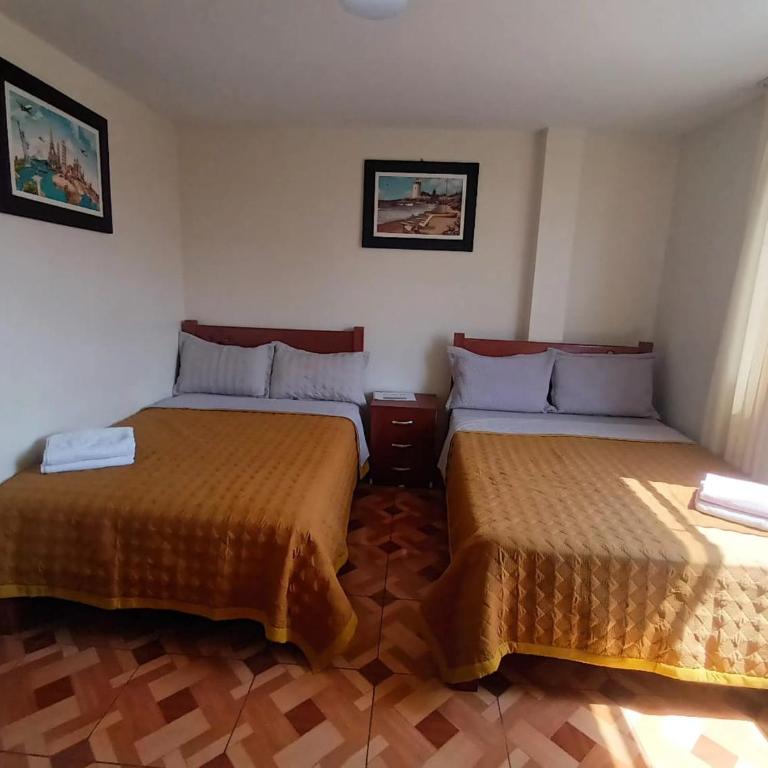 Across from Lima Airport - A y J Familia - Habitación Doble con baño compartido - 5