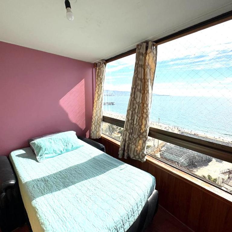 Vista al Mar, en Primera Línea, Mall a pasos - Three-Bedroom Apartment - 17
