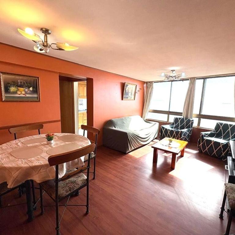 Vista al Mar, en Primera Línea, Mall a pasos - Three-Bedroom Apartment - 13