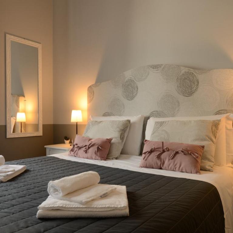 RESIDENZA DEGLI ARTISTI - La Maison - Camera Matrimoniale con Bagno Privato Esterno - 6