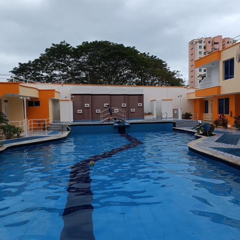 Apartment in Tonsupa, Conjunto Salaverry VI - Two-Bedroom Apartment - 1
