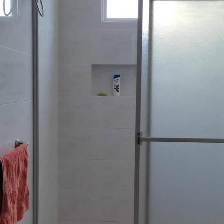 Apartamento impecable en Tonsupa, Conjunto Salaverry VI - Two-Bedroom Apartment - 7