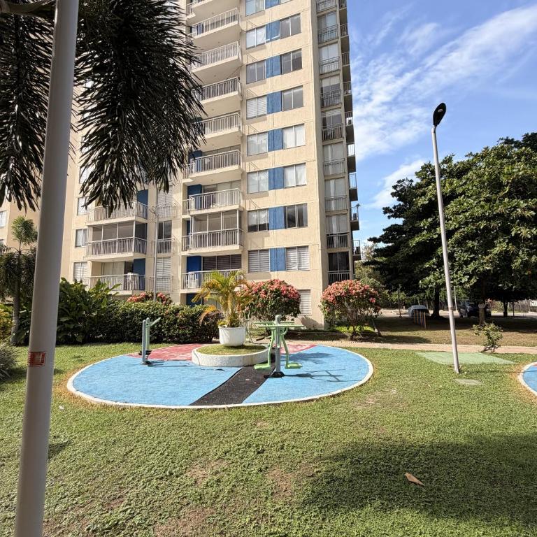 Apto con vista panoramica al nevado del ruiz y del tolima - Apartamento de 3 dormitorios - 50