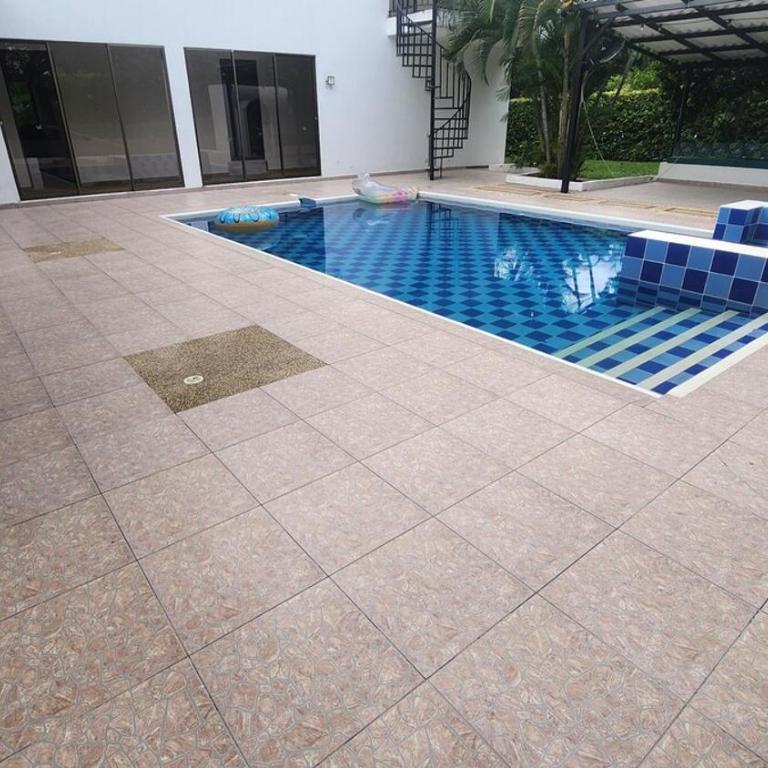 Casa Bella piscina privada en Carmen de Apicalá - Villa de 3 dormitorios - 2