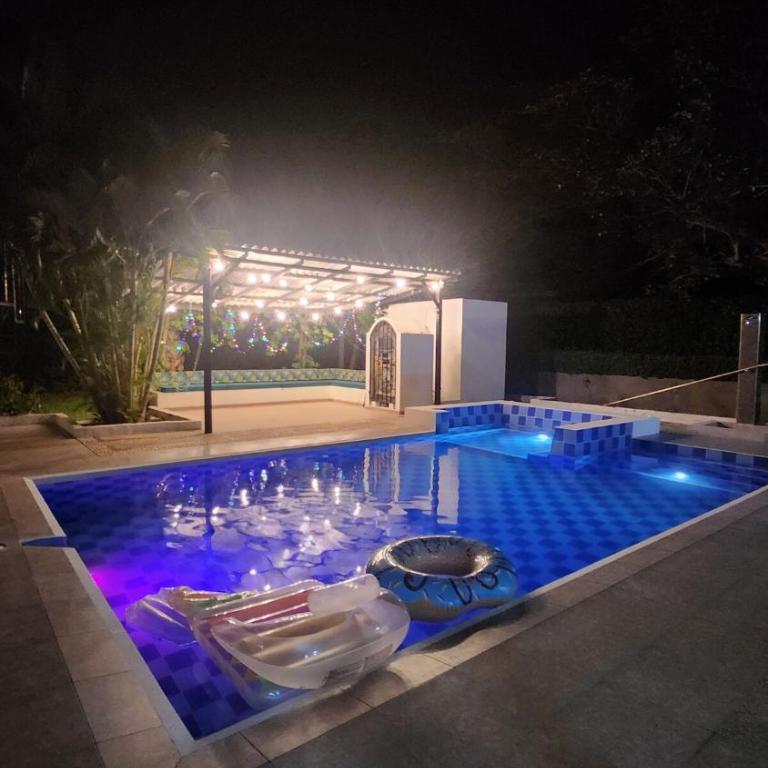 Casa Bella piscina privada en Carmen de Apicalá - Villa de 3 dormitorios - 14