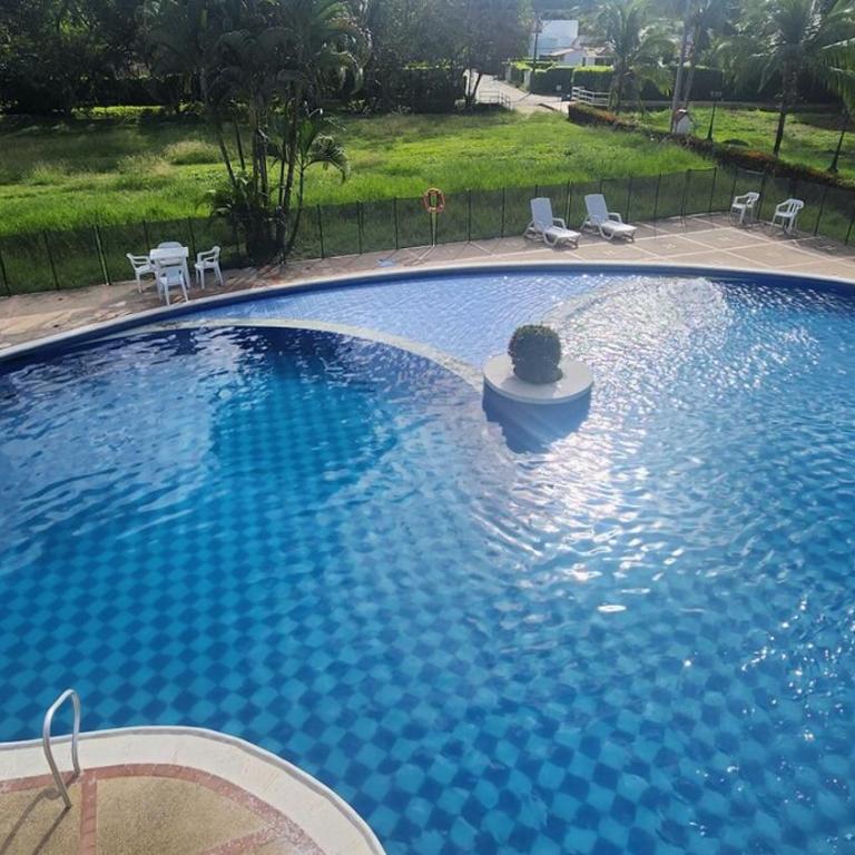 Casa Bella piscina privada en Carmen de Apicalá - Villa de 3 dormitorios - 17