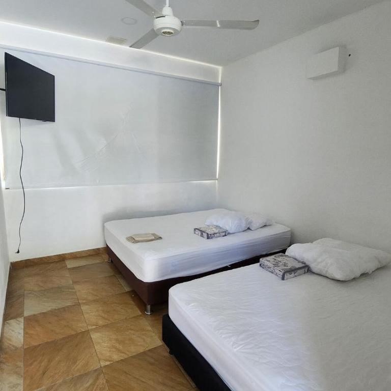 Casa Bella piscina privada en Carmen de Apicalá - Villa de 3 dormitorios - 57