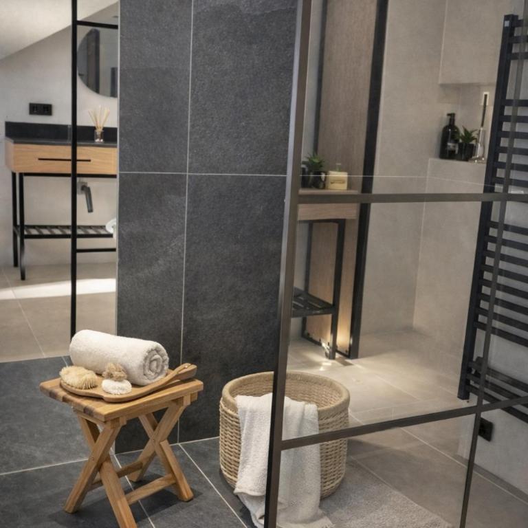 Alpen Luxury Lodges, MARIAZELL - Your Private Wellness & Mountain Retreat - Appartement 2 Chambres - 54