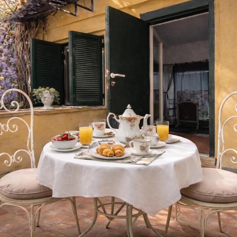 Entire Loft in Via Margutta 2BR -2BA Private steam bath Inside The loft - Two-Bedroom Apartment - 23