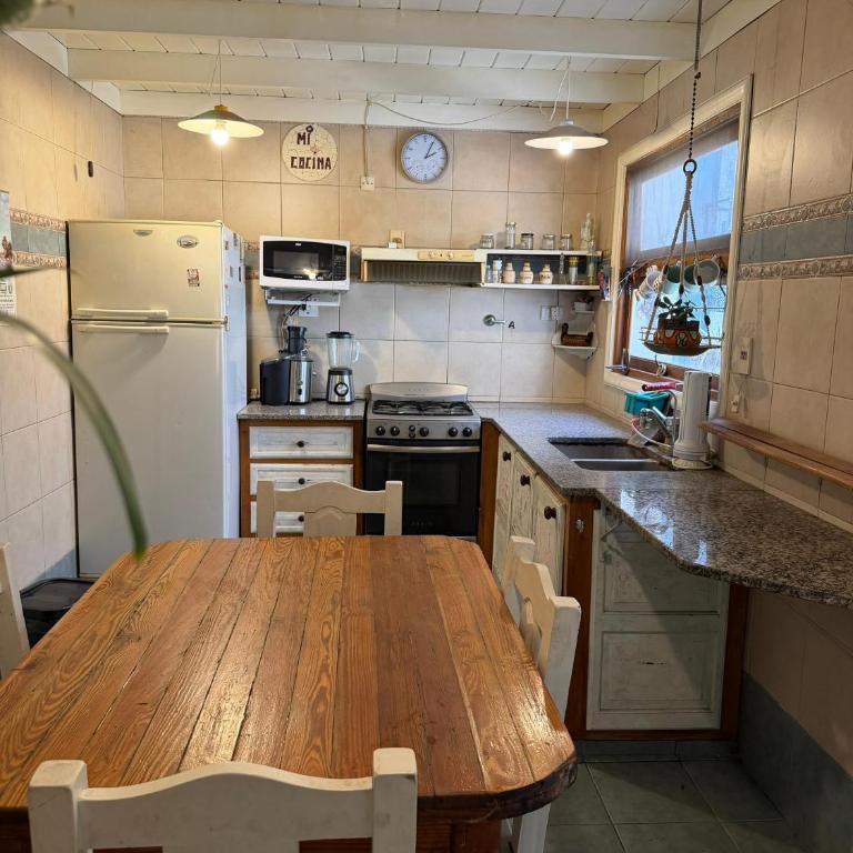 Paz - Two-Bedroom House - 2