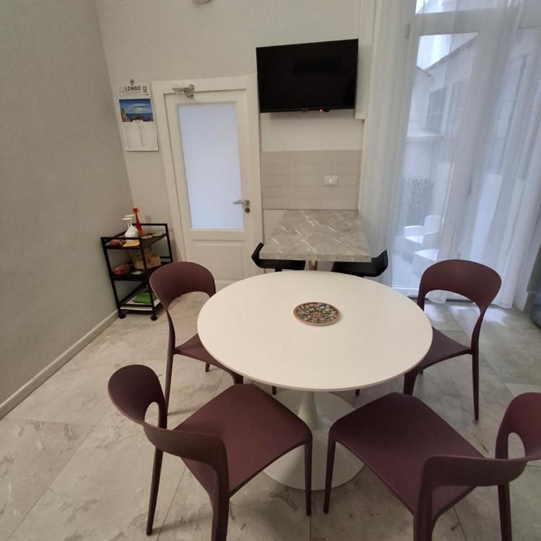 NICETA House - One-Bedroom House - 17