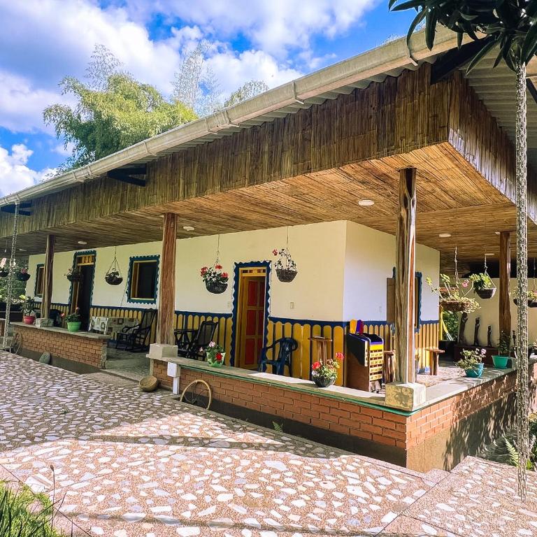 Villa Eulogia - Five-Bedroom House - 1