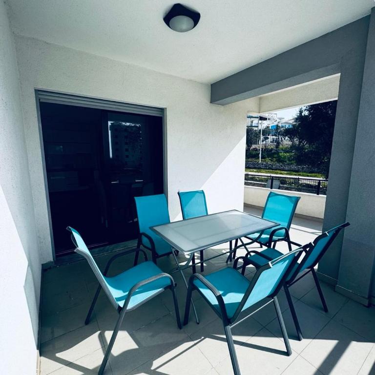 K-Club Apartments - Two-Bedroom Apartment with Terrace and Sea View - 30