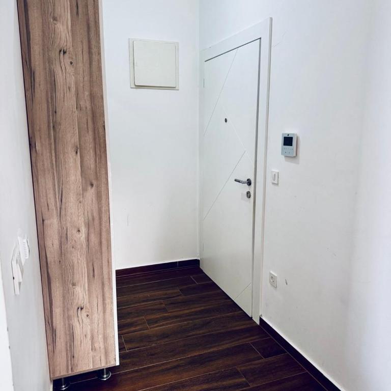 K-Club Apartments - Two-Bedroom Apartment with Terrace and Sea View - 11