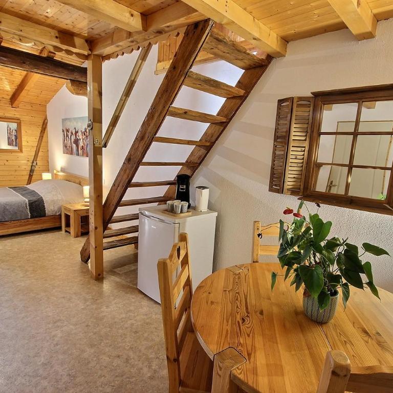Les Balcons du Molliebon - Chambre Familiale - Vue sur Montagne - 3