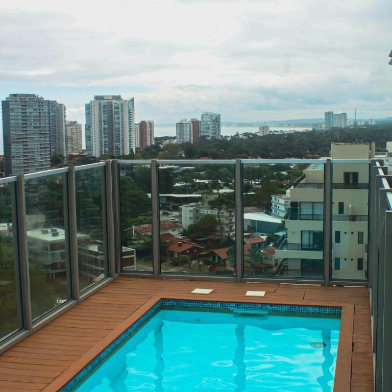 Hermoso apartamento en Torre Chronos con piscina climantizada y vista al mar - Apartamento de 2 dormitorios - 17