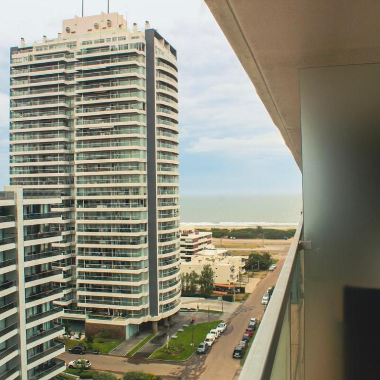 Hermoso apartamento en Torre Chronos con piscina climantizada y vista al mar - Apartamento de 2 dormitorios - 19
