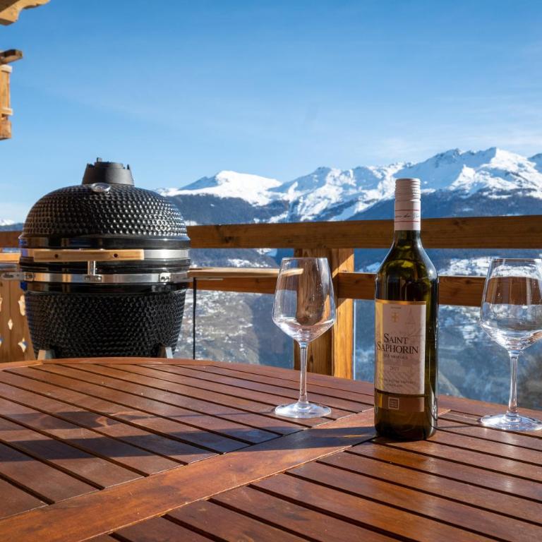 Dixence Resort Luxury Top Floor Apartment with Jacuzzi - Apartment - 3