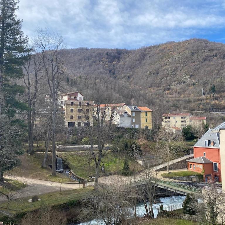 Spacious townhouse two bedrooms near by the lifts - Casa de 2 dormitorios - 4