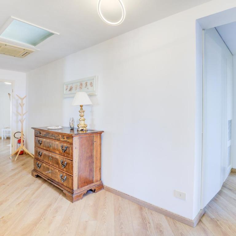 Intero Appartamento sul mare Passeggiata Viareggio - Appartamento con 3 Camere da Letto - 21