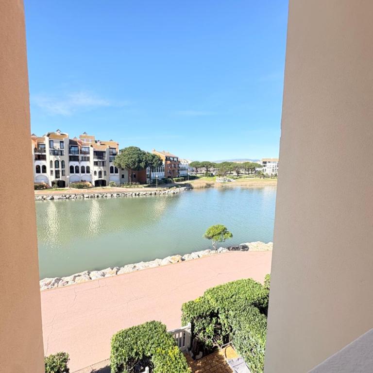 Appartement 6 pers Clim,Piscine,Parking,2 Balcons - Apartment mit 3 Schlafzimmern - 9