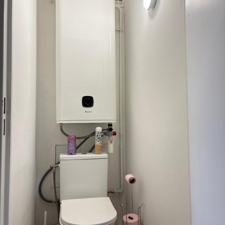 Appartement 6 pers Clim,Piscine,Parking,2 Balcons - Apartment mit 3 Schlafzimmern - 7