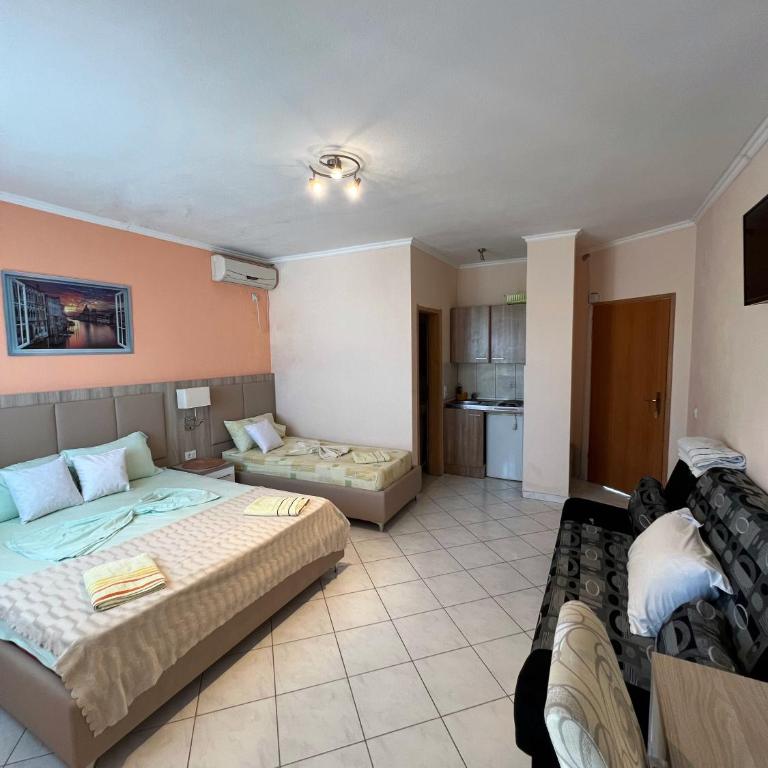 Apartments Belmare - Family Studio - 4