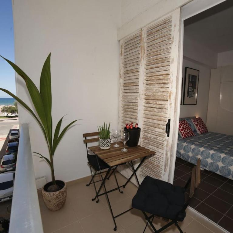 A 30 pasos de la Playa de Gandia Aire acondicionado Wi-Fi Colonia DUCAL - Two-Bedroom Apartment - 1