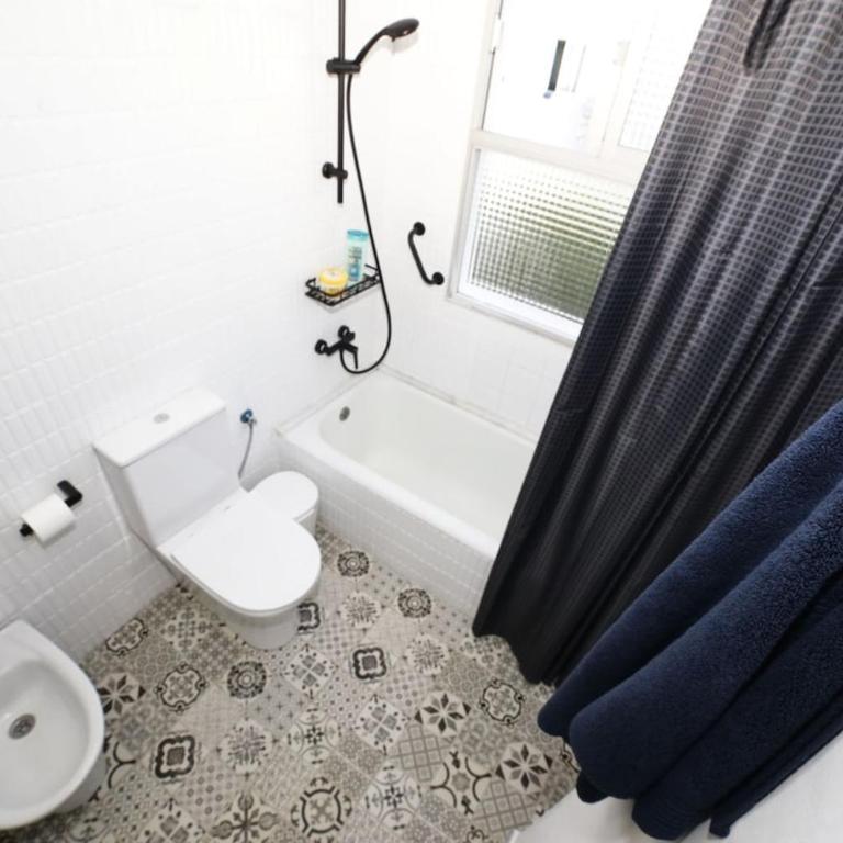 A 30 pasos de la Playa de Gandia Aire acondicionado Wi-Fi Colonia DUCAL - Two-Bedroom Apartment - 6