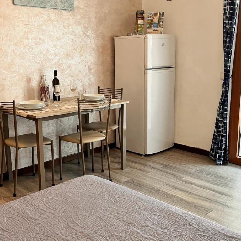 Casa Meda Rosa - Studio Apartment with One Double Bed - 12