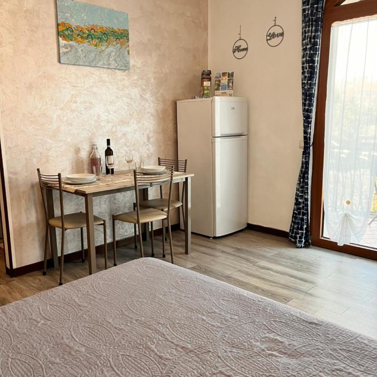 Casa Meda Rosa - Studio Apartment with One Double Bed - 10