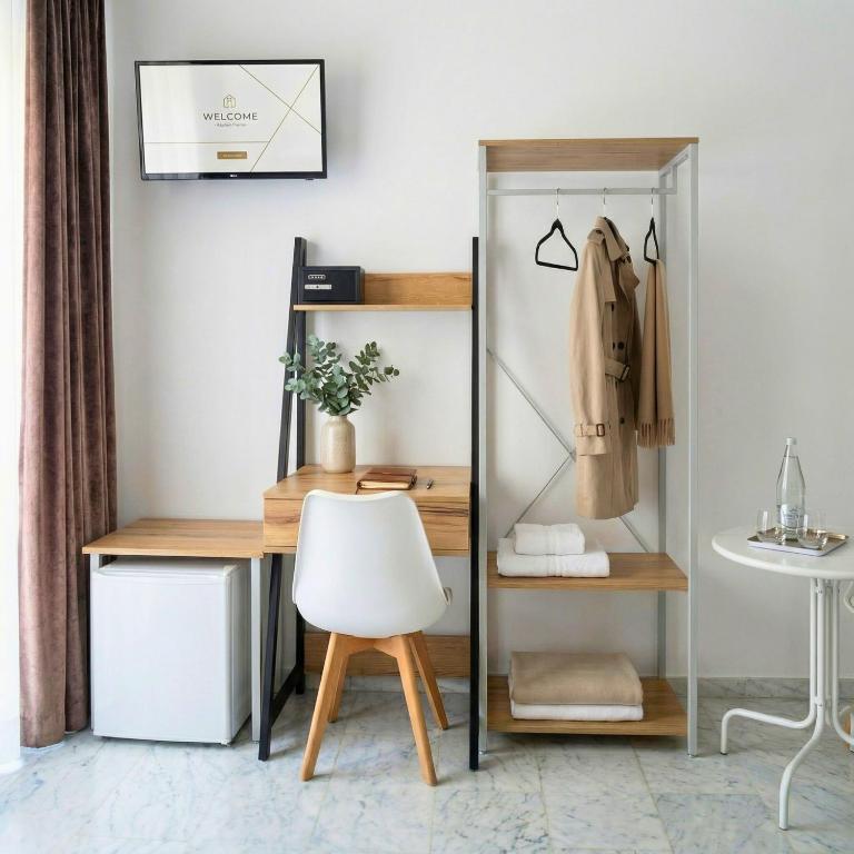 Melo Accommodations - Double or Twin Room with Balcony - 15