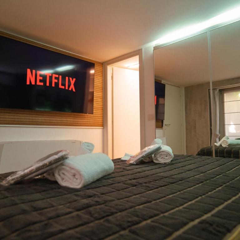 Haven Loft Como - Private Spa, Parking & Jacuzzi - Appartamento Deluxe con 2 Camere da Letto - 34