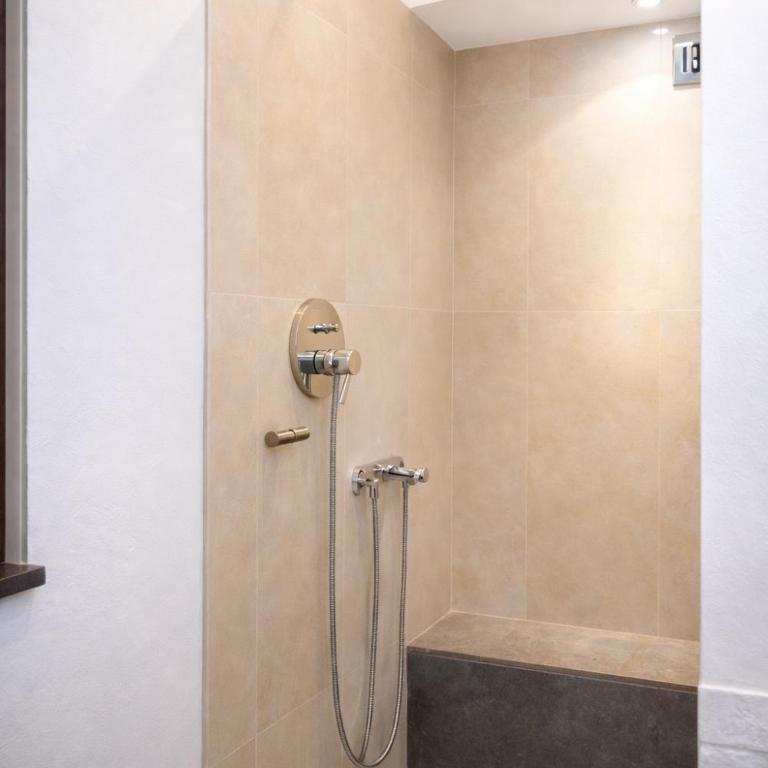 Spinuzza Boutique Guesthouse Cefalù, Sicily - Camera Familiare con Bagno Privato - 4